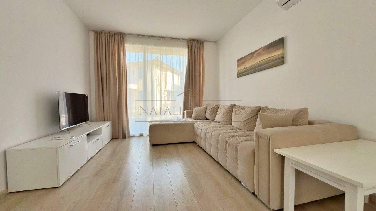 Дава под наем КЪЩА, гр. Поморие, област Бургас, снимка 2 - Къщи - 53736486