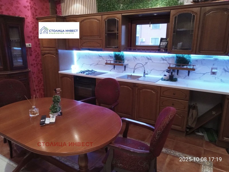Дава под наем  Къща град Русе , Широк център , 120 кв.м | 94073714