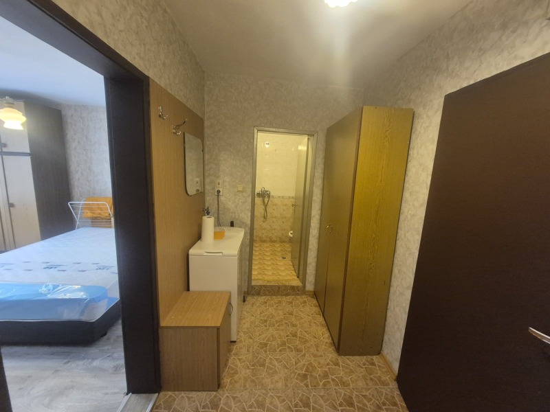 Дава под наем 2-СТАЕН, гр. Плевен, Идеален център, снимка 4 - Апартаменти - 52724569