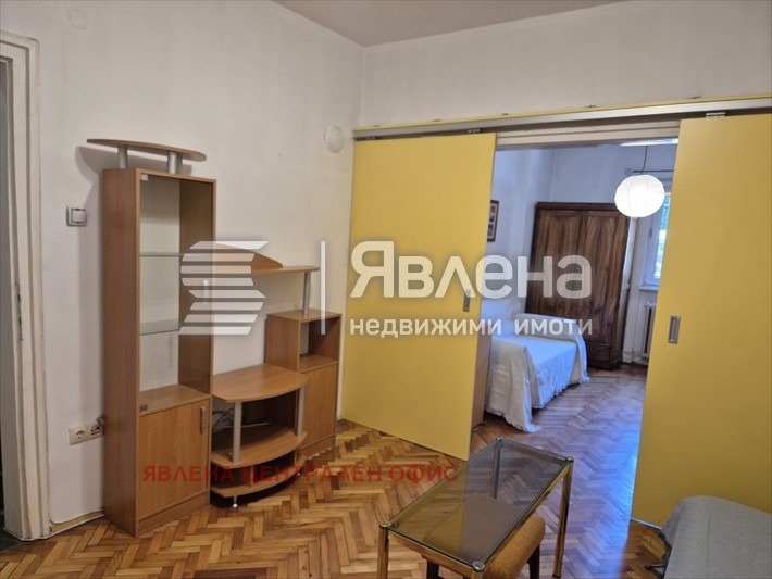 Дава под наем 3-СТАЕН, гр. София, Център, снимка 8 - Апартаменти - 56089600