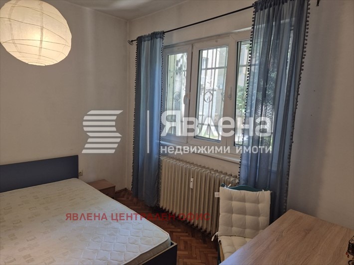 Дава под наем 3-СТАЕН, гр. София, Център, снимка 2 - Апартаменти - 56089600