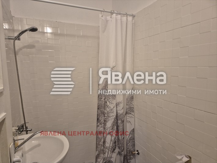 Дава под наем 3-СТАЕН, гр. София, Център, снимка 5 - Апартаменти - 56089600