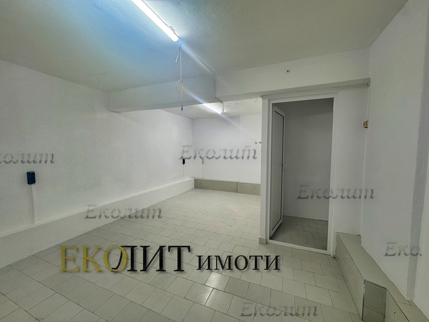 Дава под наем ОФИС, гр. София, Иван Вазов, снимка 2 - Офиси - 53282876