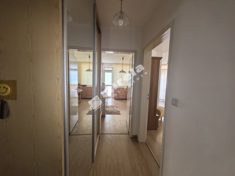 Издаје се  1 спаваћа соба Јaмбол , Центар , 65 м2 | 57316658 - слика [11]