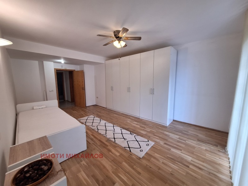 Para alugar  Casa Sofia , Simeonovo , 400 m² | 90272506 - imagem [12]