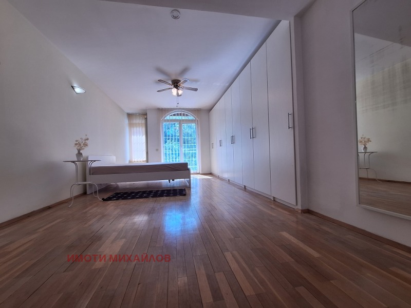 Para alugar  Casa Sofia , Simeonovo , 400 m² | 90272506 - imagem [10]