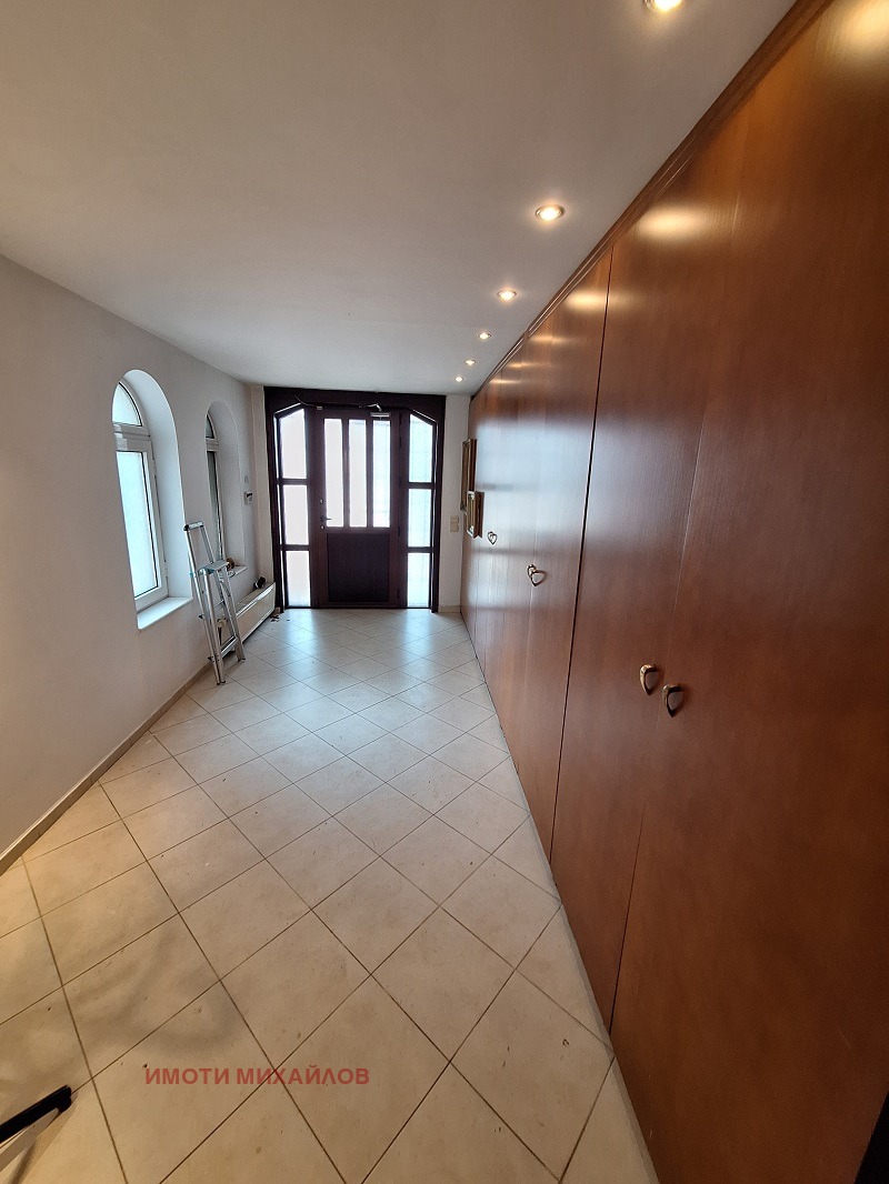 Para alugar  Casa Sofia , Simeonovo , 400 m² | 90272506 - imagem [16]