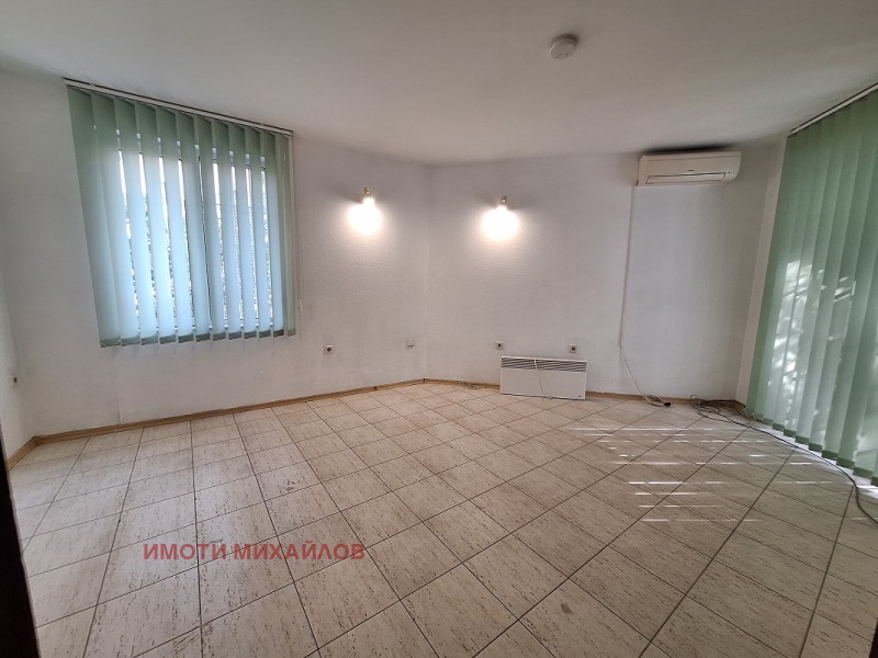 Para alugar  Casa Sofia , Simeonovo , 400 m² | 90272506 - imagem [15]