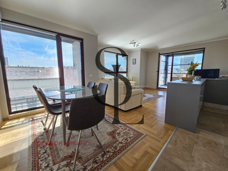 En renta  3 dormitorios Sofia , Tsentar , 150 metros cuadrados | 63273425