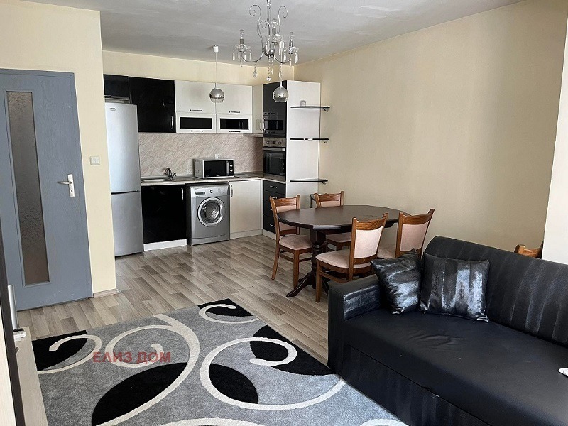 A louer  1 chambre Varna , Bazar Levski , 60 m² | 56595626