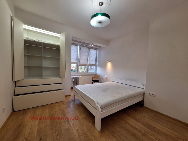 Zu vermieten  1 Schlafzimmer Sofia , Zentar , 88 qm | 12139754 - Bild [9]
