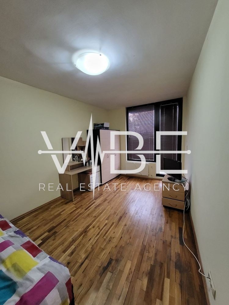 Дава под наем 3-СТАЕН, гр. София, Център, снимка 4 - Апартаменти - 52986108