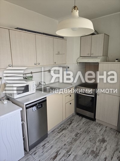 Дава под наем 3-СТАЕН, гр. София, Стрелбище, снимка 3 - Апартаменти - 53102130