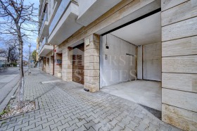 Oficina Tsentar, Sofia 8