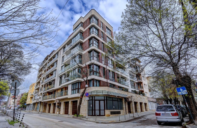 A louer  Bureau Sofia , Tsentar , 51 m² | 78485584