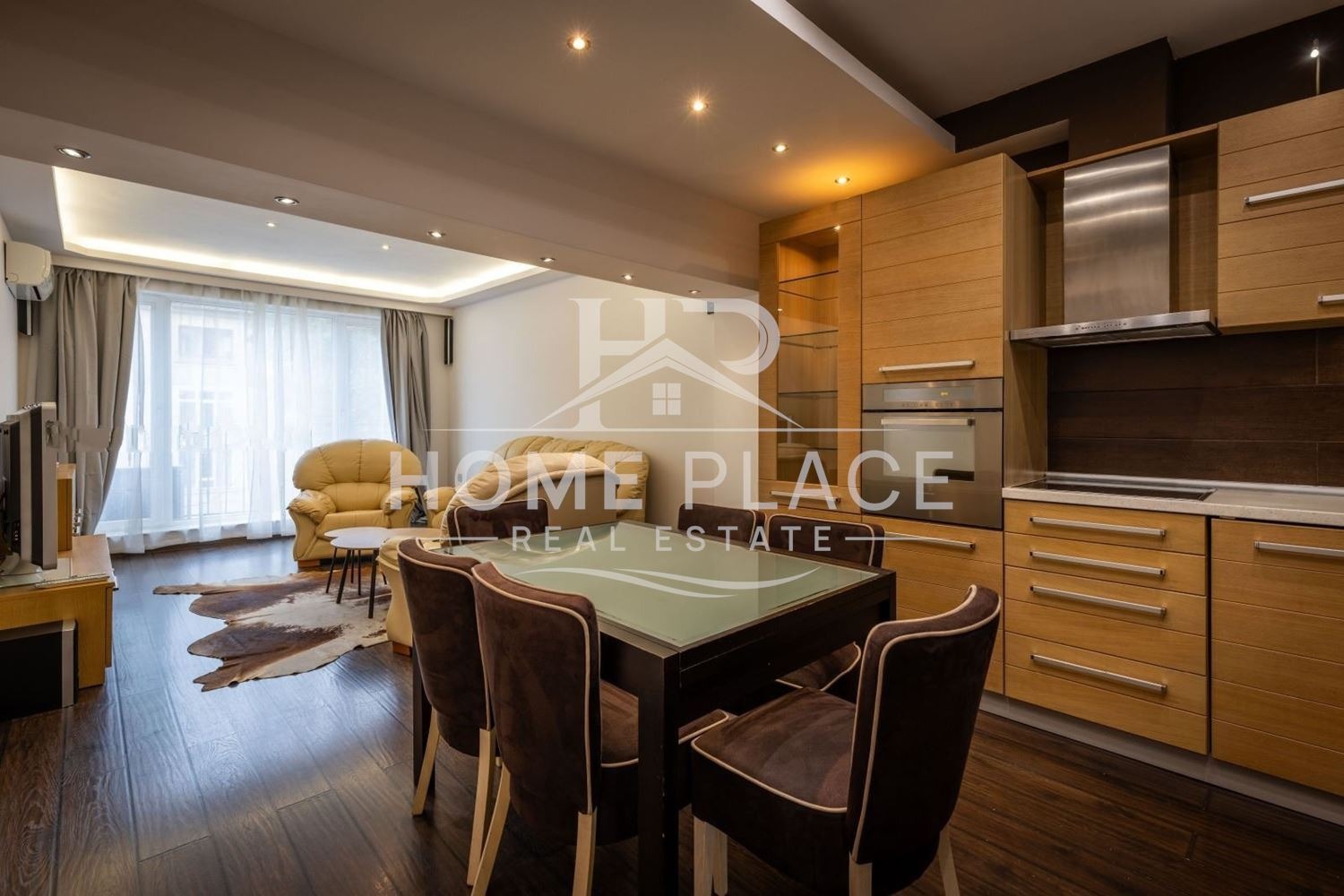 Дава под наем 3-СТАЕН, гр. Варна, Център, снимка 3 - Апартаменти - 54107708