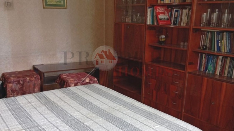 Дава под наем  3-стаен град Велико Търново , Център , 122 кв.м | 71284819 - изображение [12]