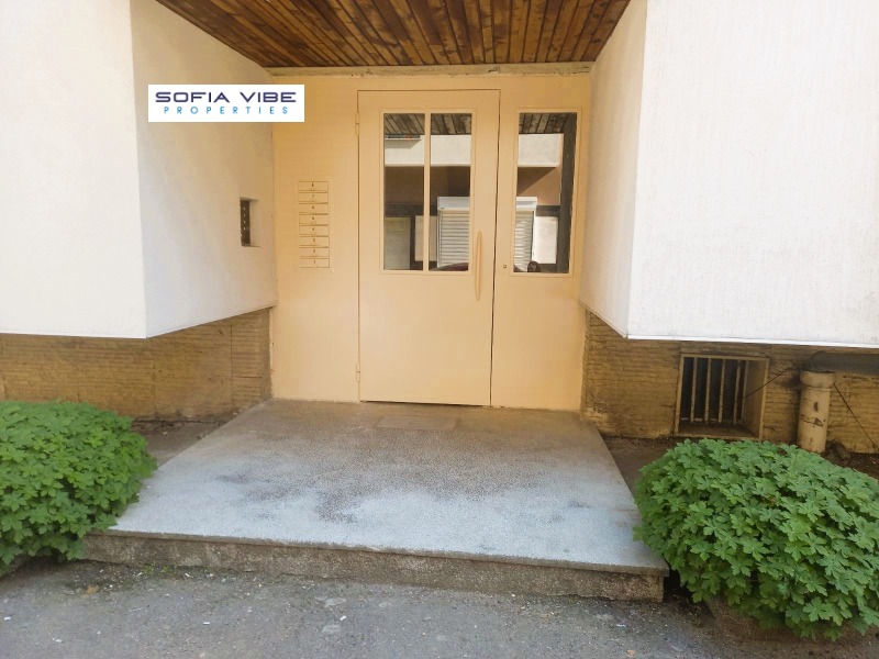 För uthyrning  3 sovrum Sofia , Banisjora , 130 kvm | 66879943 - bild [9]