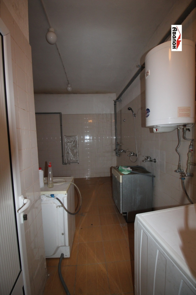 K pronájmu  Průmyslová budova Ruse , Čarodejka - Sever , 550 m2 | 23556221 - obraz [12]