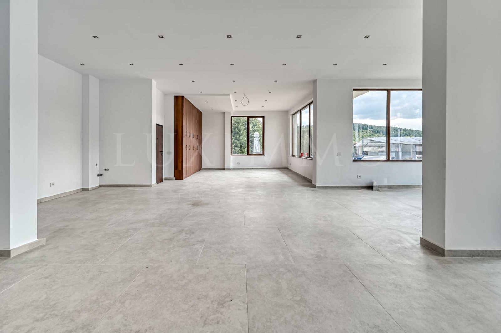 Дава под Наем МАГАЗИН | Imot.bg — изображение 10