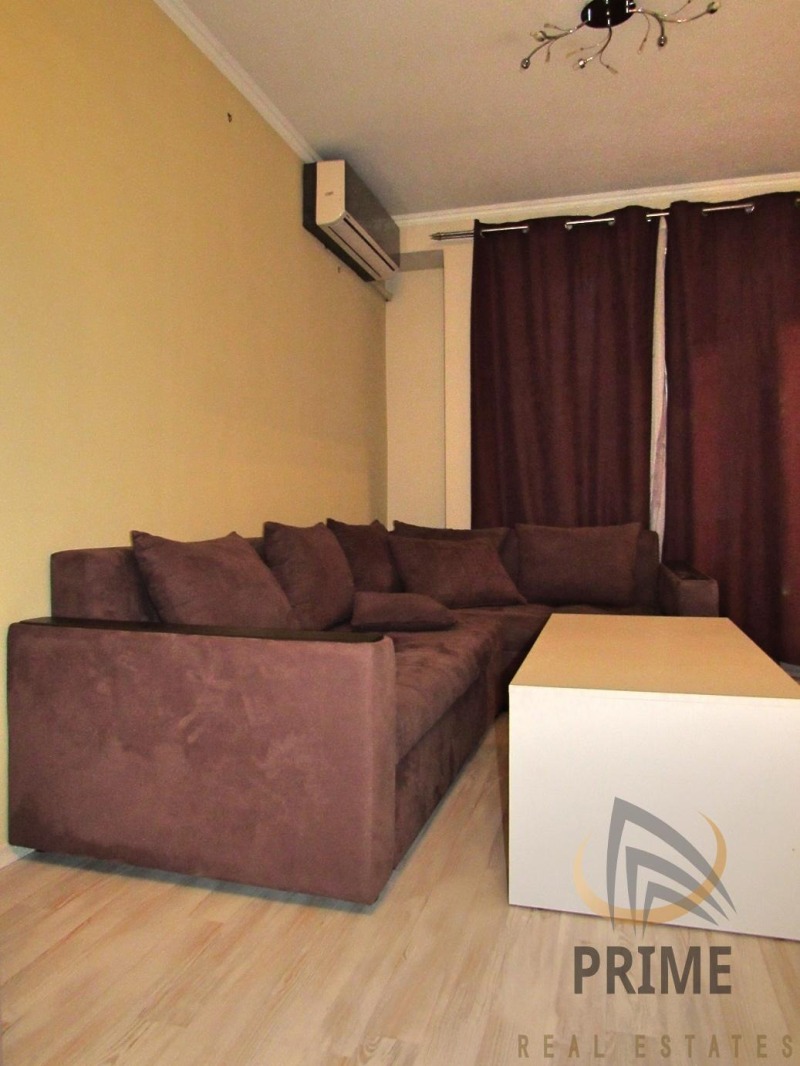 För uthyrning  1 sovrum Burgas , Centar , 70 kvm | 65975779 - bild [3]