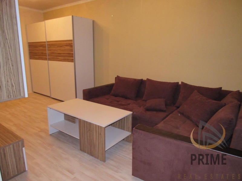 För uthyrning  1 sovrum Burgas , Centar , 70 kvm | 65975779 - bild [2]