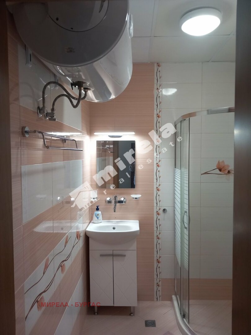Дава под наем  2-стаен град Бургас , Зорница , 70 кв.м | 12857007 - изображение [13]