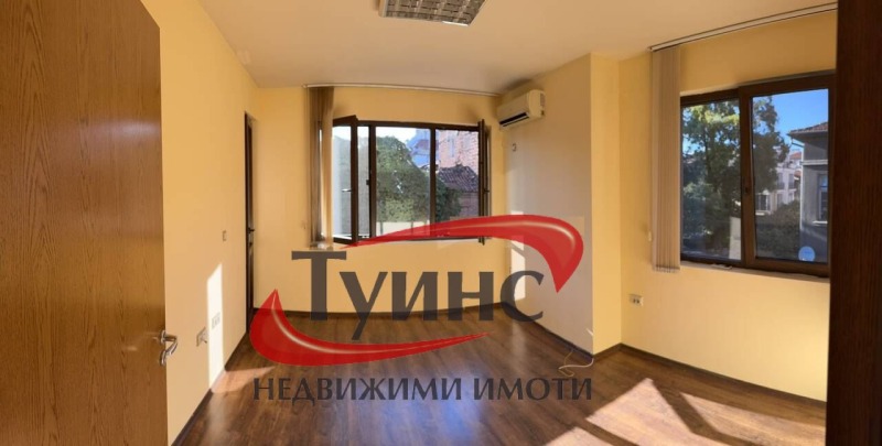 Do wynajęcia  Biuro Plowdiw , Centar , 60 mkw | 53842823 - obraz [2]