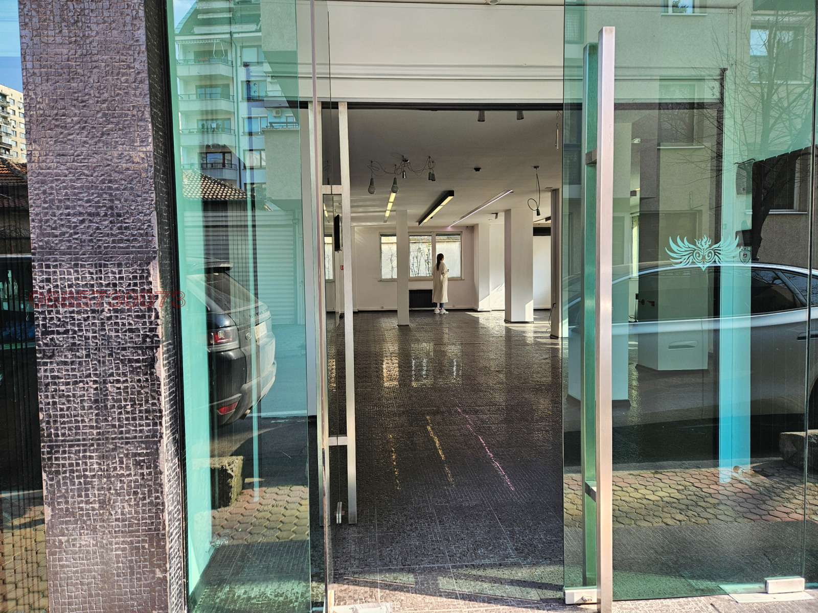 Дава под наем МАГАЗИН, гр. София, Иван Вазов, снимка 4 - Магазини - 53945133