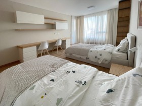 2 Schlafzimmer Dianabad, Sofia 13