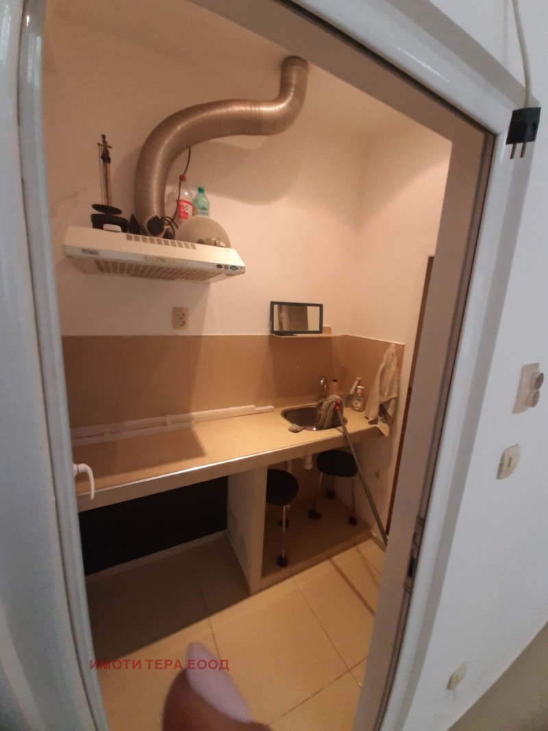 Дава под наем ОФИС, гр. Варна, Колхозен пазар, снимка 8 - Офиси - 53214323