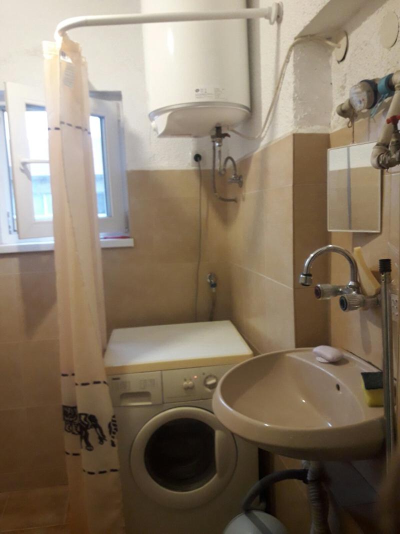 Дава под наем 3-СТАЕН, гр. София, Лозенец, снимка 9 - Апартаменти - 52410086