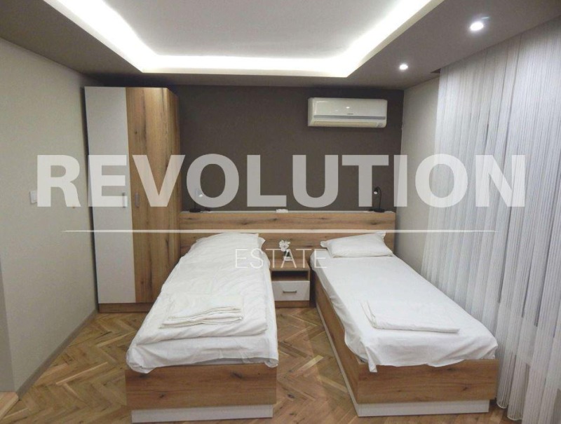 Под наем 1-СТАЕН, град Варна, Център • 385 € / 752.99 лв. • 87089123 1