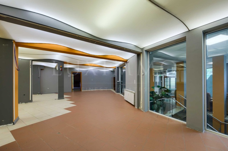 Til leje  Butik Sofia , Strelbishte , 556 kvm | 42421239 - billede [4]