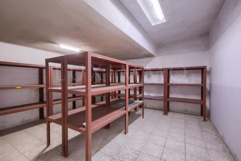 Til leje  Butik Sofia , Strelbishte , 556 kvm | 42421239 - billede [16]