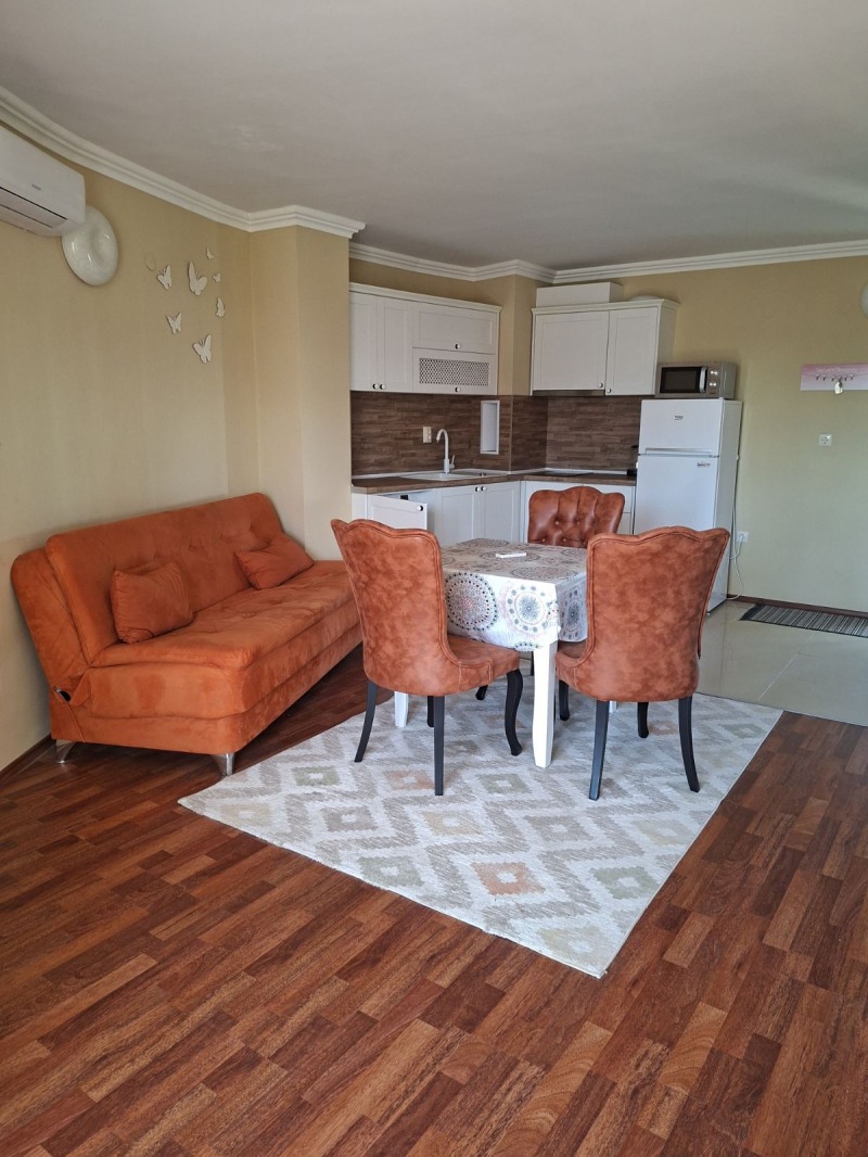 Дава под Наем 2-СТАЕН в област Бургас, гр. Несебър - 60 кв.м / 500 € » 977.92 лв., РАВДА ПРОПЪРТИС