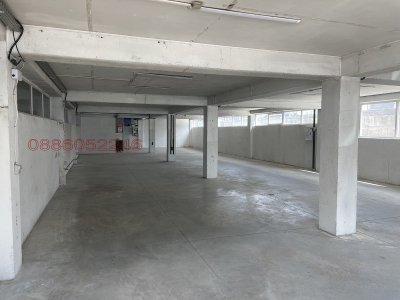 Дава под наем СКЛАД, гр. Велико Търново, Чолаковци, снимка 3 - Складове - 52784119