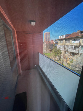 2 camere da letto Iztok, Sofia 8