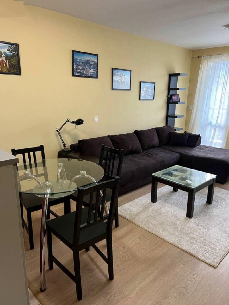 Προς ενοικίαση  1 υπνοδωμάτιο Σοφηια , Στυδεντσκη γραδ , 77 τ.μ | 21609784