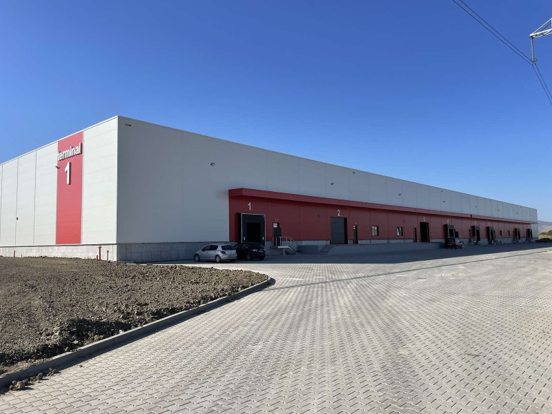 En renta  Almacenamiento Plovdiv , Industrialna zona - Yug , 2000 metros cuadrados | 20993503