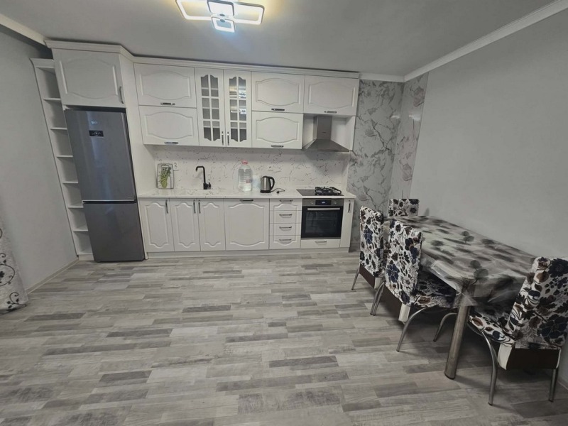 Дава под наем 3-СТАЕН, гр. Кърджали, Възрожденци, снимка 4 - Апартаменти - 53118378