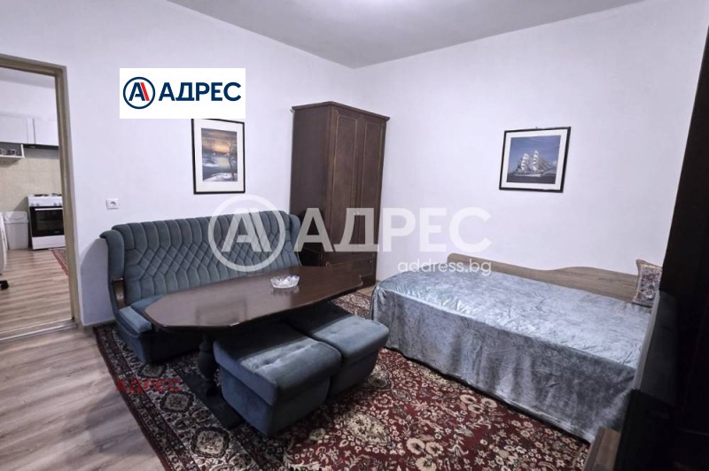 Дава под наем КЪЩА, гр. Варна, Зимно кино Тракия, снимка 2 - Къщи - 53425380