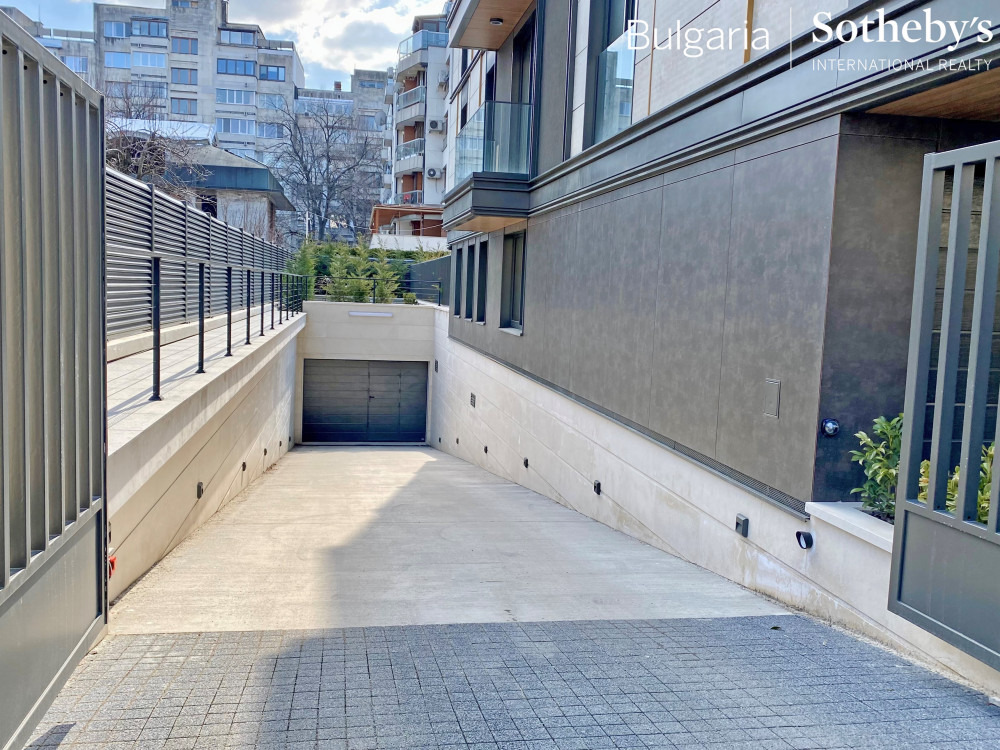 Дава под наем 3-СТАЕН, гр. София, Лозенец, снимка 17 - Апартаменти - 54218464