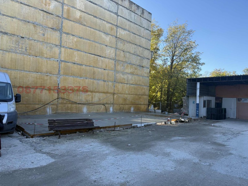 Дава под Наем СКЛАД в град Варна, Западна промишлена зона - 110 кв.м / 540 € » 1 056.15 лв.