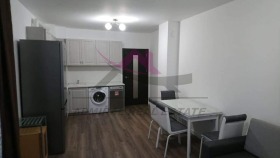 1 dormitorio Grand Mol, Varna 1