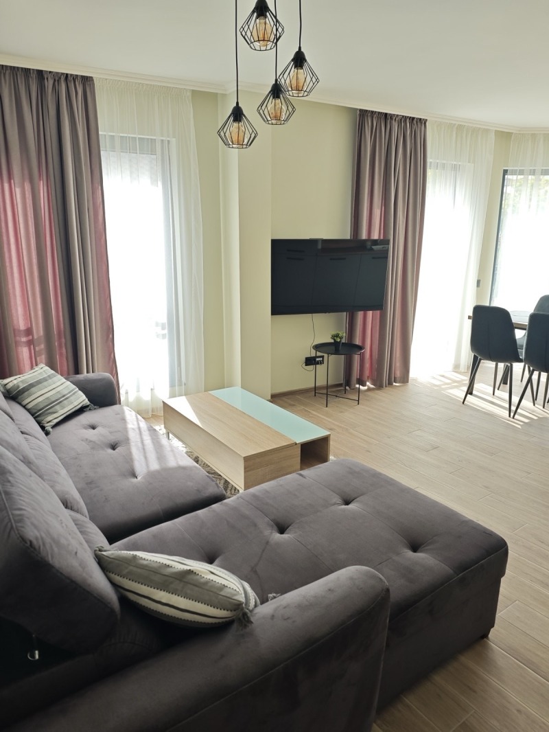 Издаје се  1 спаваћа соба Пловдив , Центар , 68 м2 | 39689049 - слика [3]