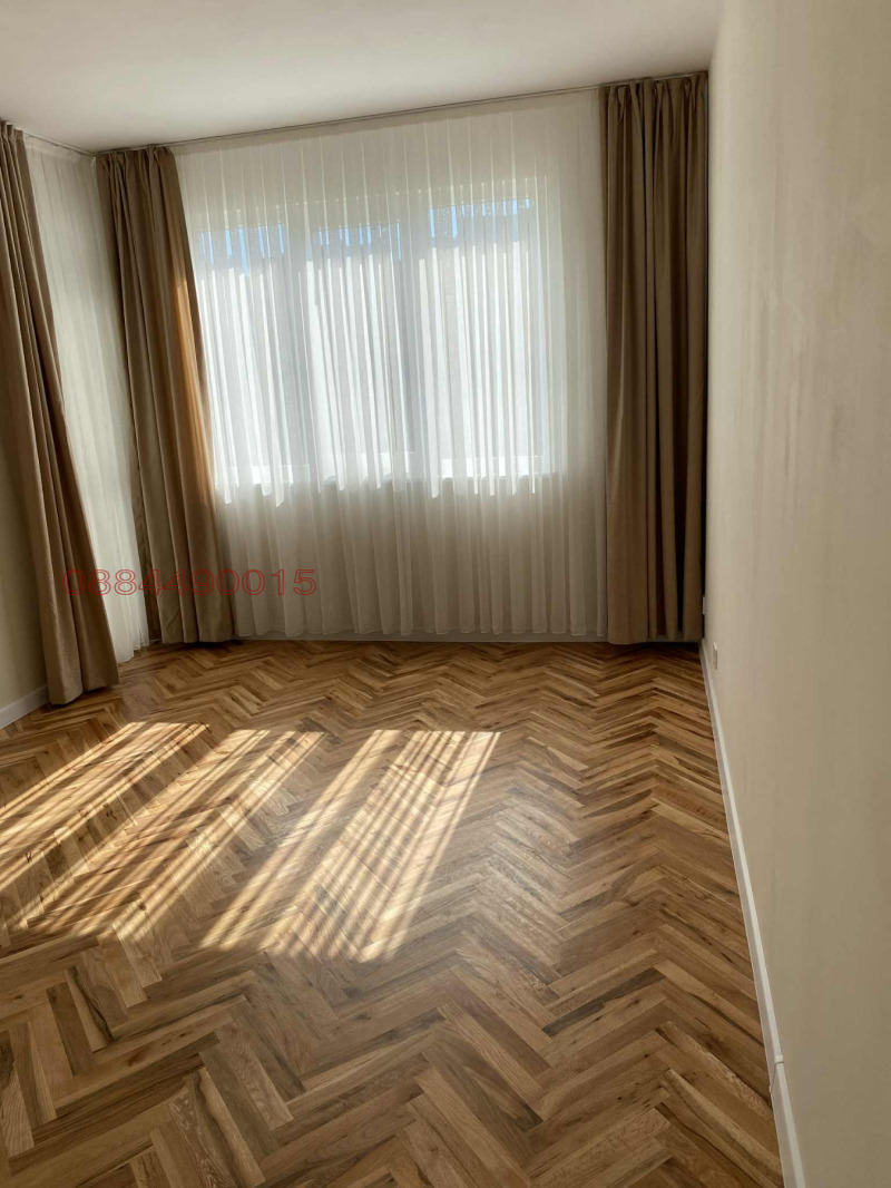 Дава под наем  3-стаен град София , Център , 110 кв.м | 49966247 - изображение [11]