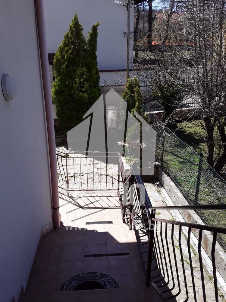 K pronájmu  1 ložnice oblast Pernik , Rudarci , 68 m2 | 25541509 - obraz [13]