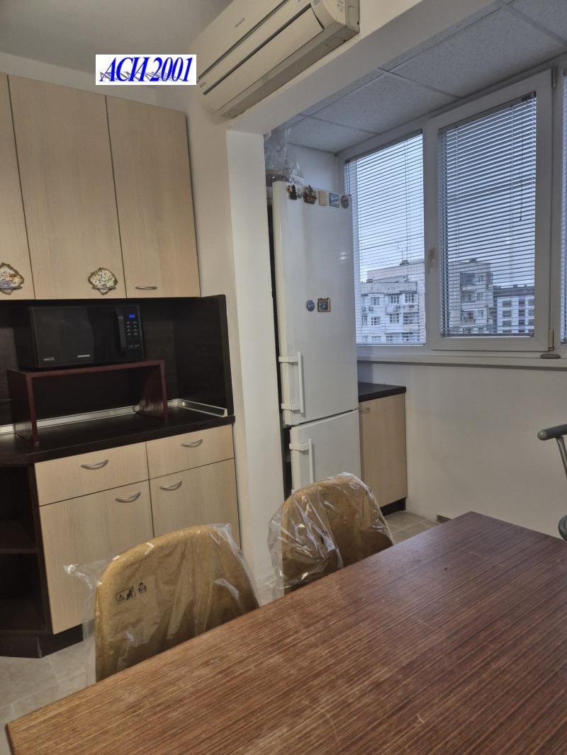 Дава под наем 3-СТАЕН, гр. София, Център, снимка 4 - Апартаменти - 52428278