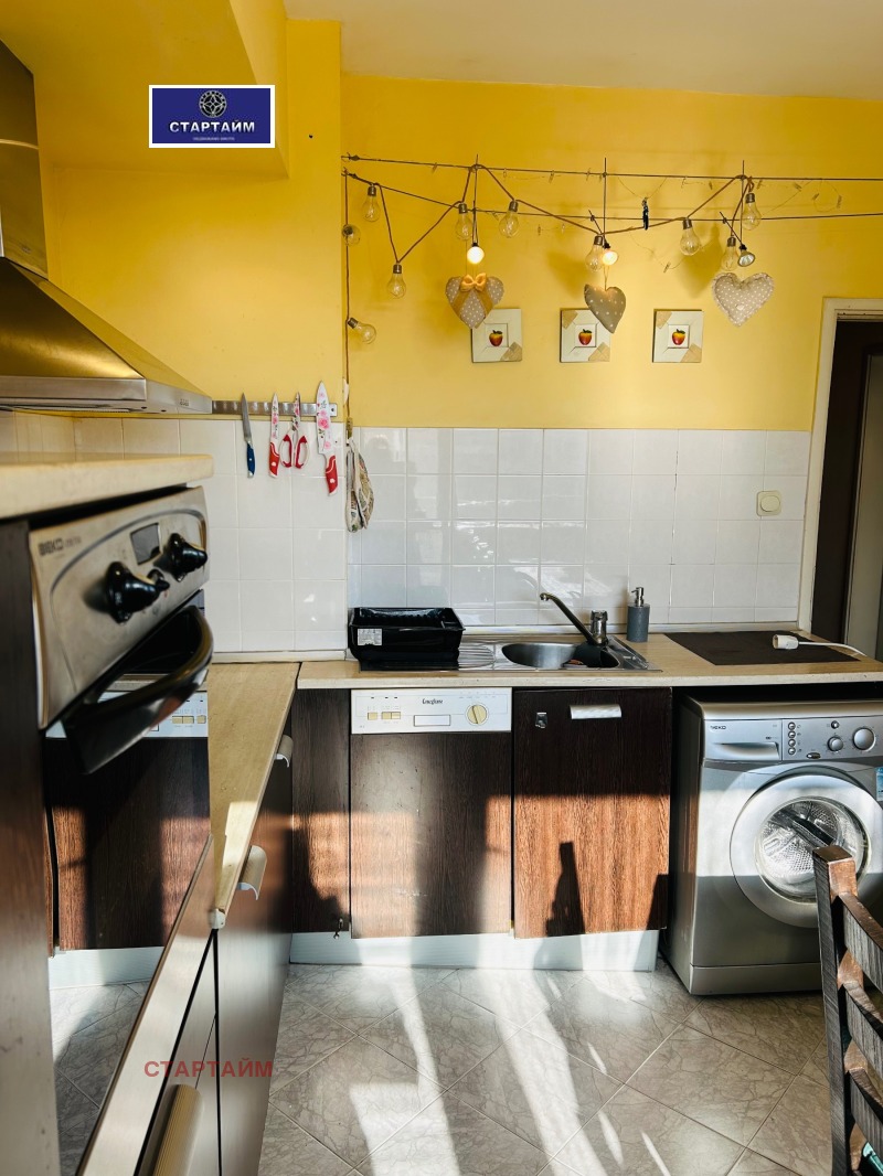 Do wynajęcia  Studio Sofia , Mladost 4 , 55 mkw | 92805178 - obraz [4]